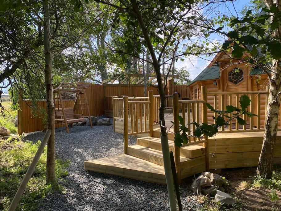 Craigshannoch Luxury 1 Bed Woodland Lodge Hot Tub Kintore Exterior foto