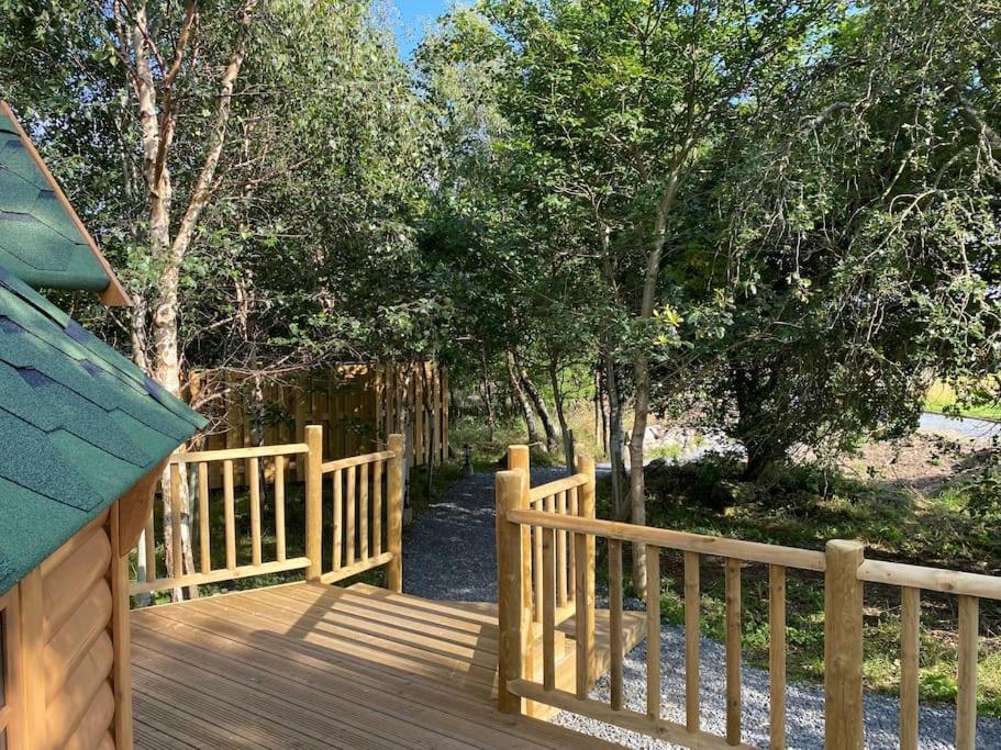 Craigshannoch Luxury 1 Bed Woodland Lodge Hot Tub Kintore Exterior foto
