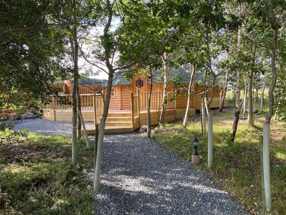 Craigshannoch Luxury 1 Bed Woodland Lodge Hot Tub Kintore Exterior foto